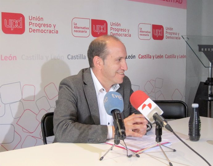 El candidato de UPyD a la Alcaldía de Valladolid, César Toquero