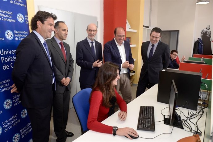 Visita al Centro de Producción de Contenidos Digitales de la UPCT
