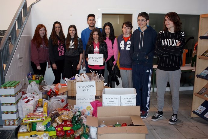 Los alumnos del Cidacos de Calahorra recogen alimentos