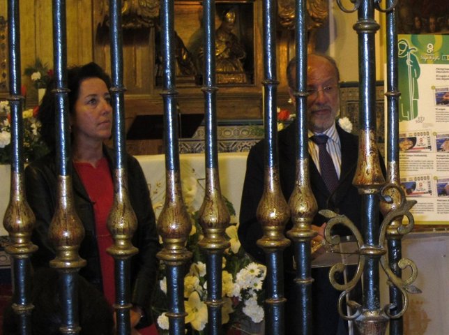 Mercedes Cantalapiedra junto al alcalde de Valladolid