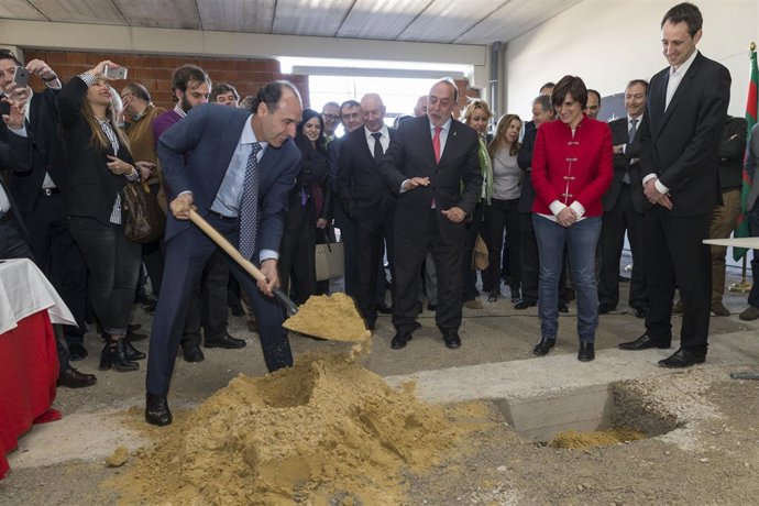 Primera piedra Conservera Besaya