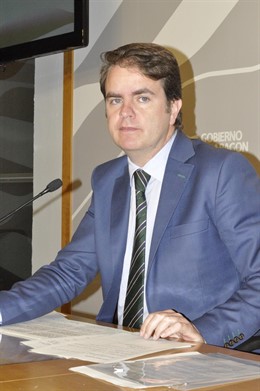El portavoz del Gobierno de Aragón, Roberto Bermúdez de Castro.