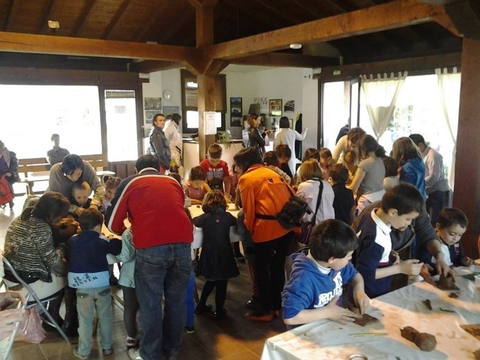 Jornada de puertas abiertas en el Poblado Cántabro 