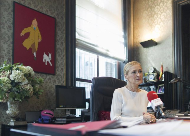Cristina Cifuentes concede una entrevista a Europa Press