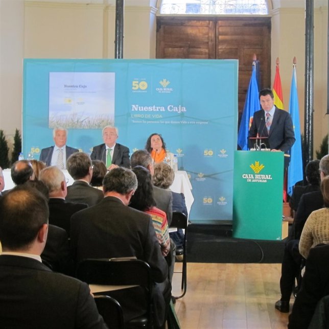 Presentación del 'Libro de Vida' de Caja Rural de Asturias