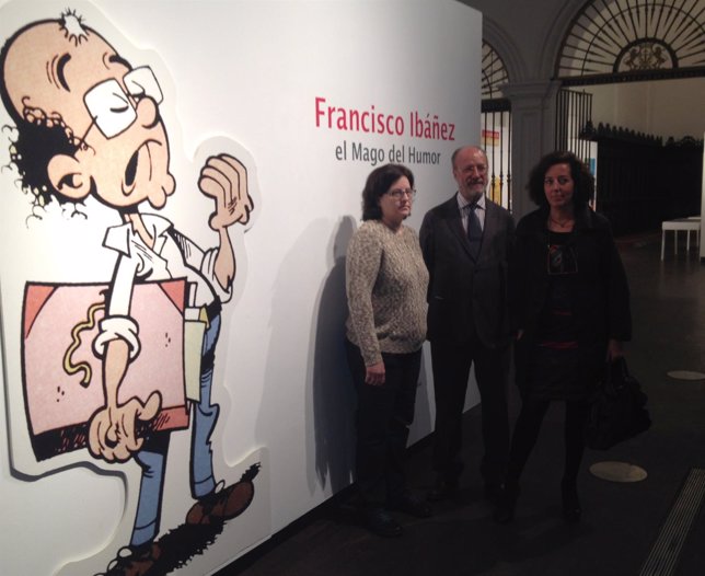 Presentación de la exposición sobre Francisco Ibáñez en la Sala de Las Francesas