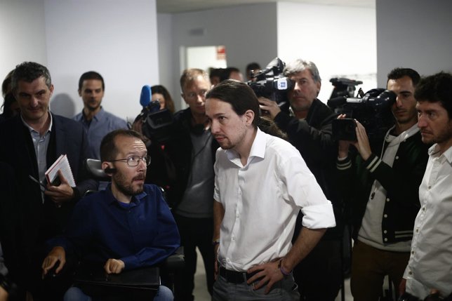 Pablo Iglesias y Pablo Echenique, de Podemos