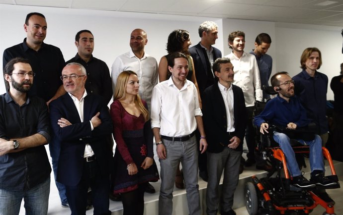 Pablo Iglesias se reúne con los 13 cabezas de lista de Podemos a las elecciones