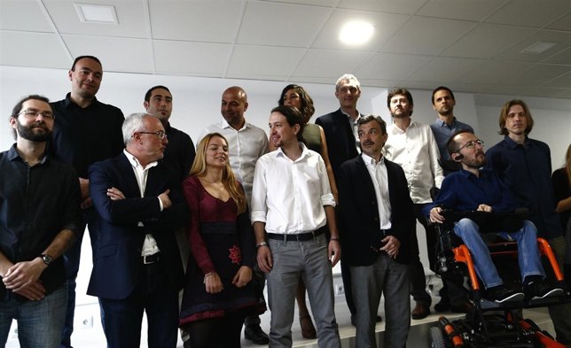 Pablo Iglesias se reúne con los 13 cabezas de lista de Podemos a las elecciones