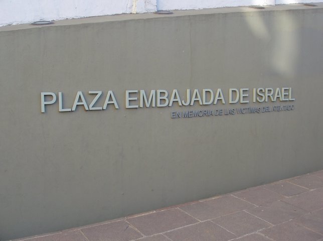 Atentado Embajada Israel en Argentina