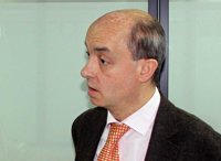 Los eurodiputados críticos de UPyD no renuncian por ahora a su escaño