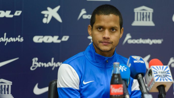 Roberto Rosales en rueda de prensa