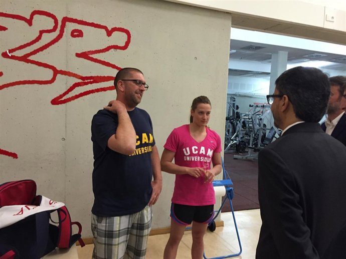 Fred Vergnoux y Mireia Belmonte en el CAR de San Cugat