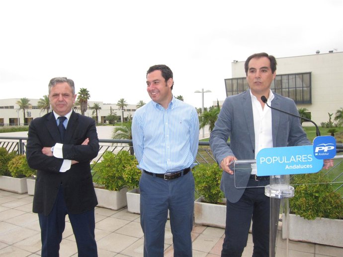 Salvador Fuentes, Juanma Moreno y José Antonio Nieto