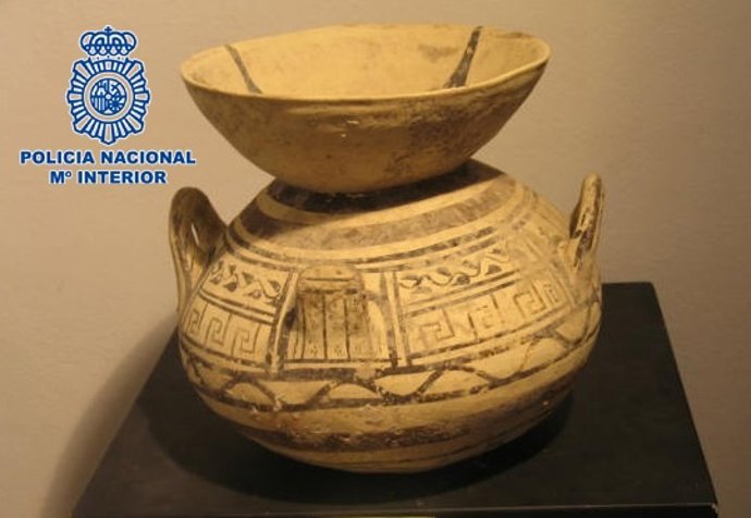 Pieza arqueológica incauta en Barcelona y devuelta a Italia