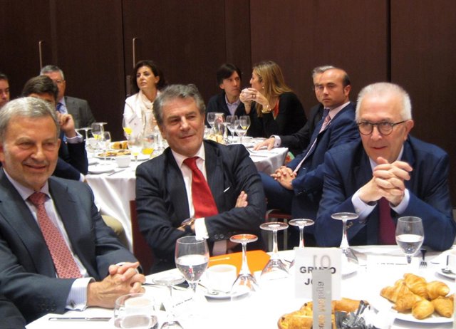 Director general de Banco Santander, Enrique García, y Sánchez Maldonado