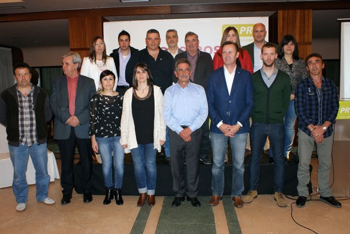 Revilla con la candidatura municipal de Suances