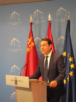El portavoz del Gobierno regional, José Gabriel Ruiz