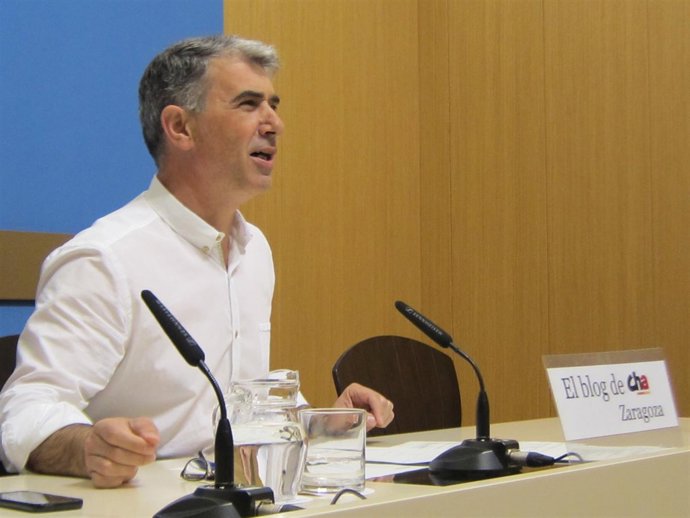 El protavoz de CHA, Juan Martín