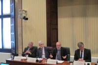 Castells diu que el Govern veia en Spanair un projecte estratègic i no una "causa perduda"
