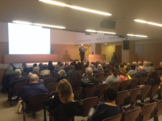 Conferencia de Mémora en las bibliotecas de Barcelona