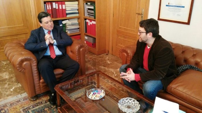 Claver junto a Sánchez