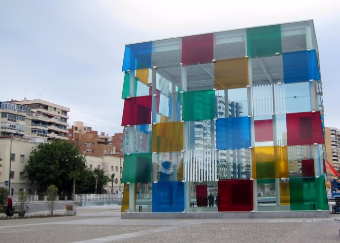 Cubo del puerto Centre Pompidou Málaga