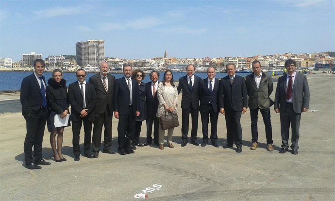 El embajador de Italia visita el puerto de Palamós 