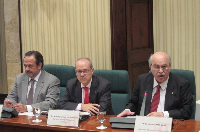 J.R.Sanromà, A.Carreras y A.Mas-Colell en el Parlament