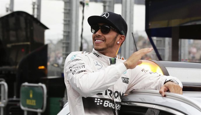 Mercedes Lewis Hamilton Australia