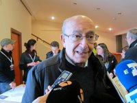 El expresidente de las Cortes con el CDS, Sánchez Reyes, entre los asistentes a la convención de Podemos en Valladolid