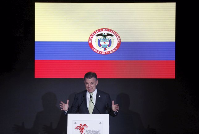 Colombia's President Juan Manuel Santos addresses the audience at the II CEO Sum