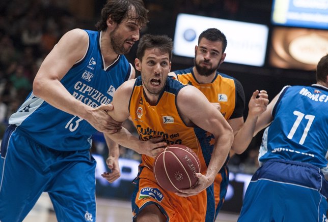 El Valencia Basket vence al Gipuzkoa Basket
