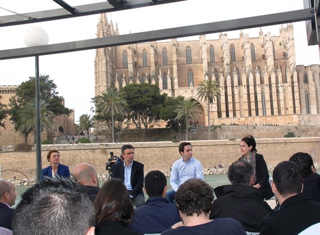 Marga Durán con NNGG