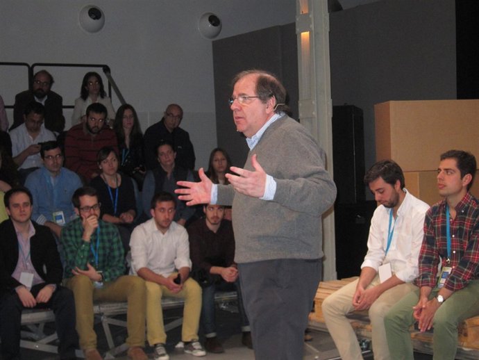 Herrera clausura la convención de NNGG CyL en Valladolid. 