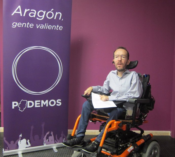 El secretario general de Podemos-Aragón, Pablo Echenique.