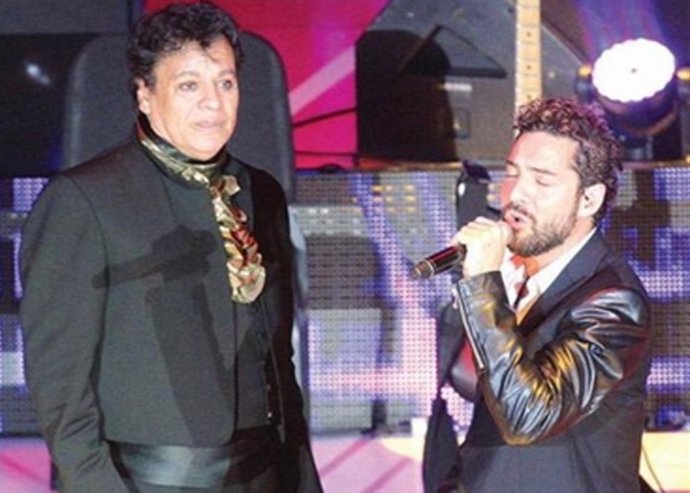 DAVIS BISBAL TRIUNFA EN MEXICO DE LA MANO DE JUAN GABRIEL 