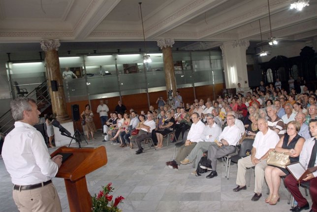 Alfonso Rueda y Antonio Rodríguez Miranda en un encuentro en La Habana