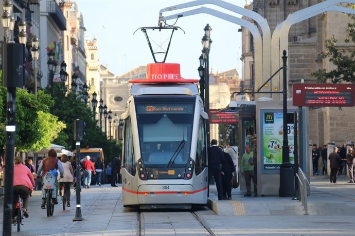 Tranvía con el logo del Tío Pepe