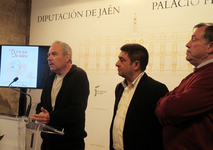Rodríguez, Reyes y Molina presentan el documental sobre Teresa de Jesús.