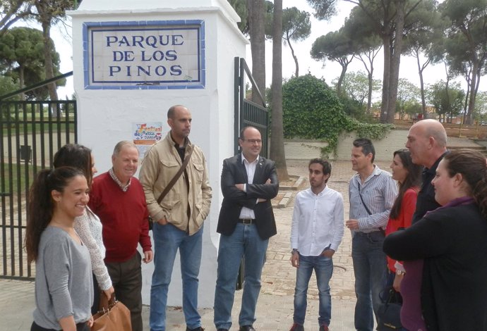 Miembros del PA durante una visita a Montequinto