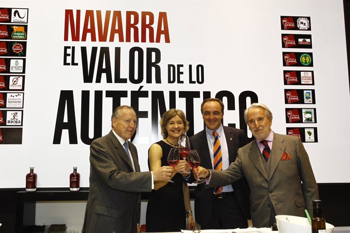 Álvarez del Manzano, Isabel García Tejerina y Javier Esparza