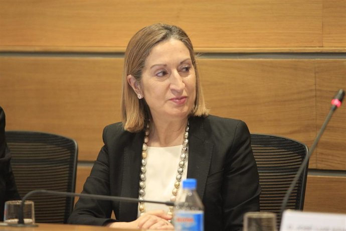 Ana Pastor