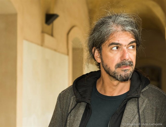 FERNANDO LEÓN DE ARANOA