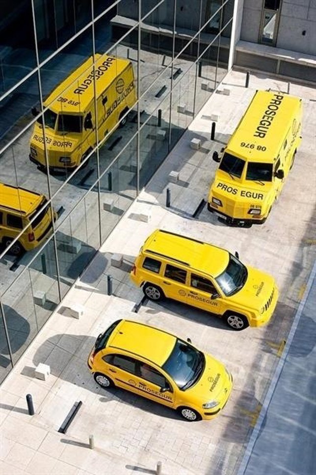 Coches y furgones blindados de Prosegur