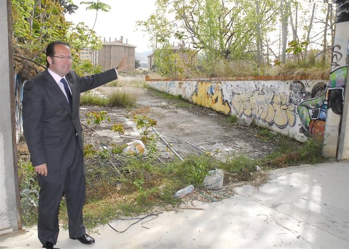 Francisco Ledesma con el solar embargado