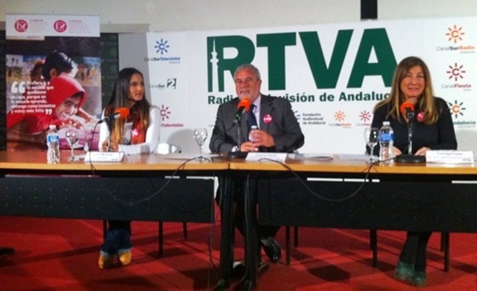 Canal Sur y la campaña  '1.000 niñas con educación, 1.000 niñas con futuro'  