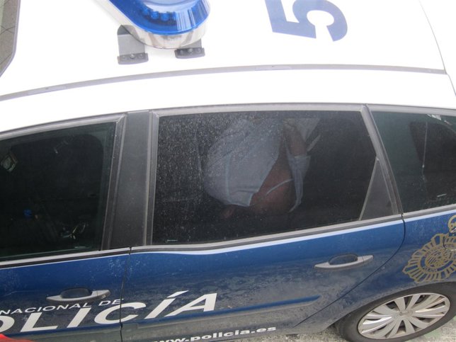 Acude al juzgado el detenido por acuchillar a su expareja.