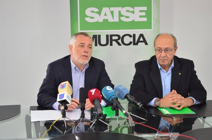 José Antonio Blaya y Víctor Aznar (SATSE)