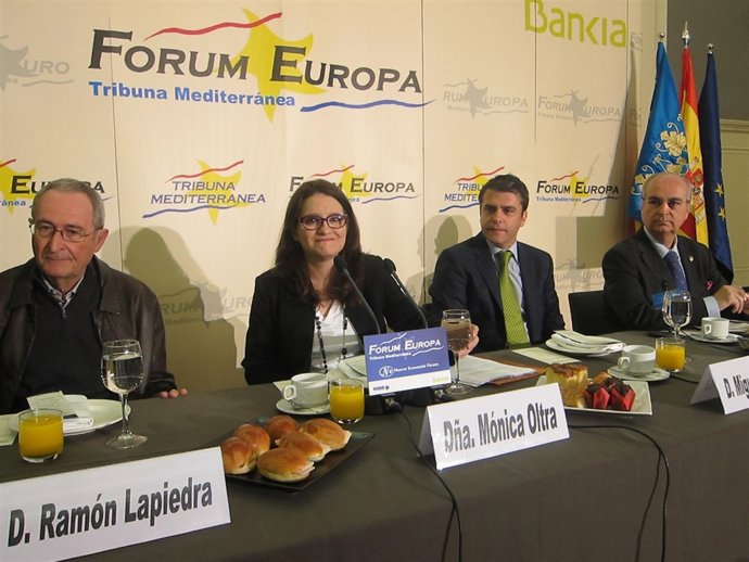 Desayuno informativo de Mónica Oltra 